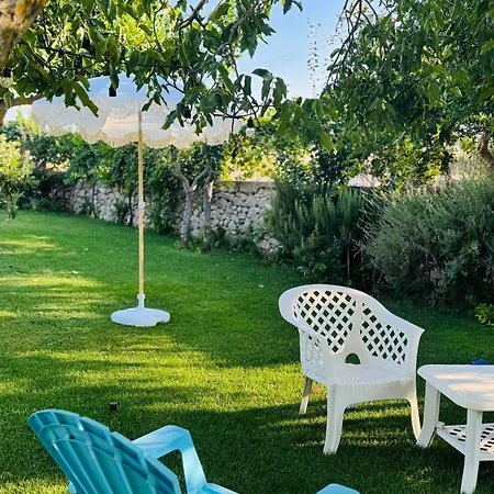 Il Casale Di Luisa Pensión Módica