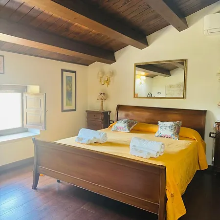 Guest house Il Casale Di Luisa 4*